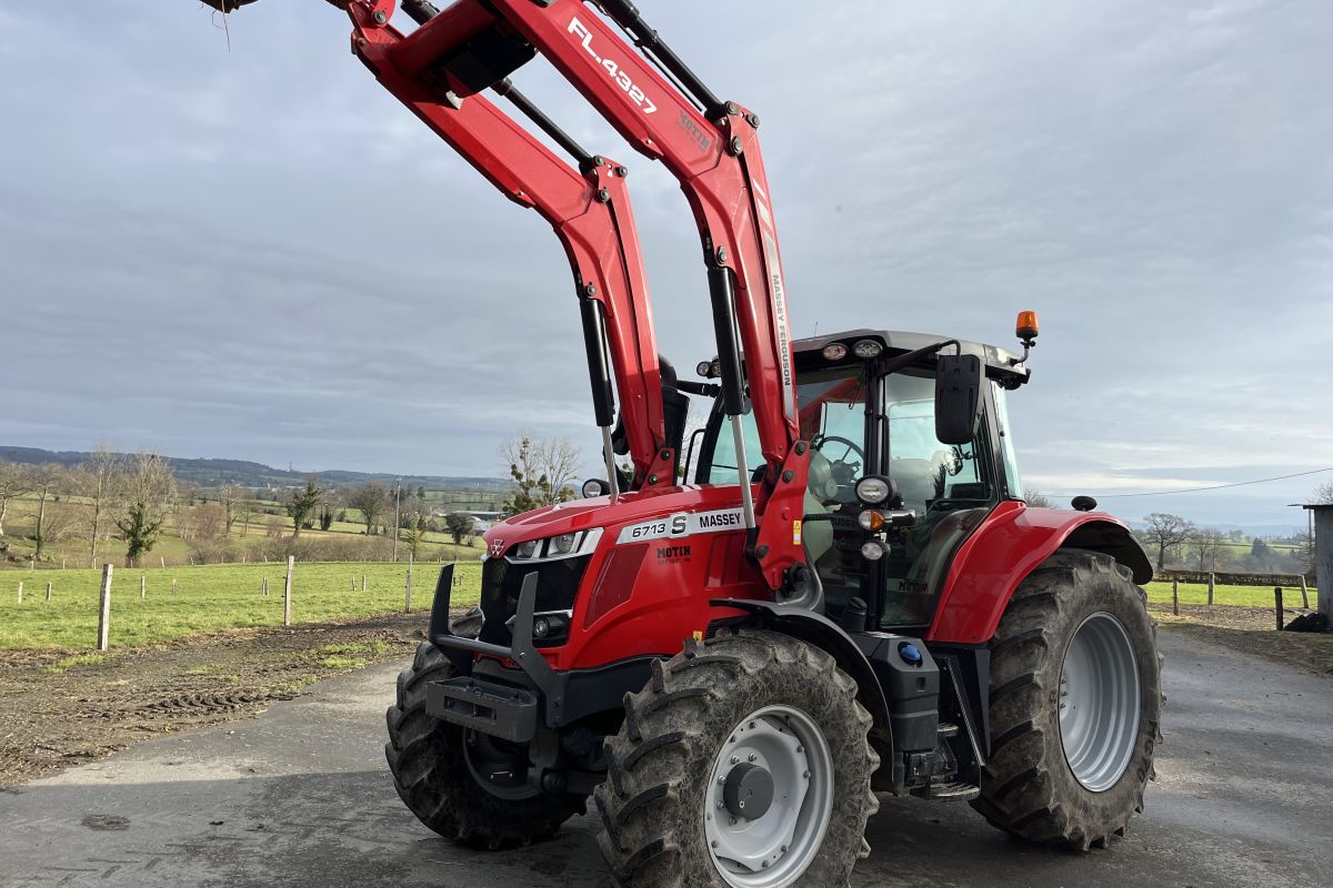 Tracteur MF 6713S + FL4327