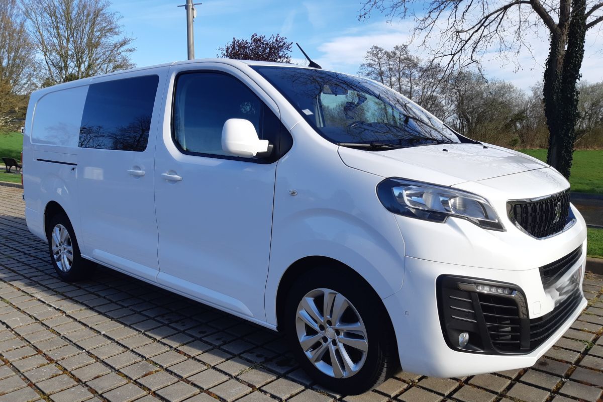 Peugeot Expert long 2L HDI 180 EAT8 cabine approfondie
