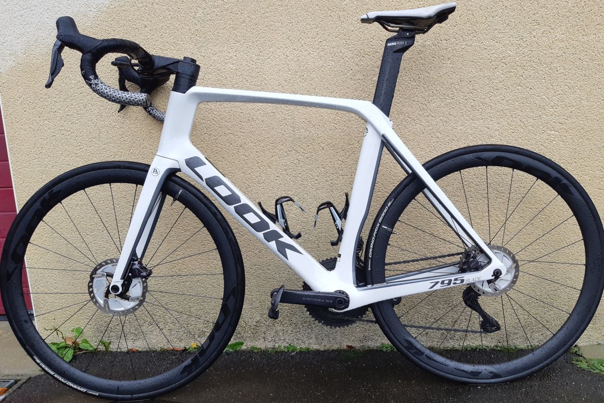 Photo 2 Vélo de route LOOK 795 BLADE