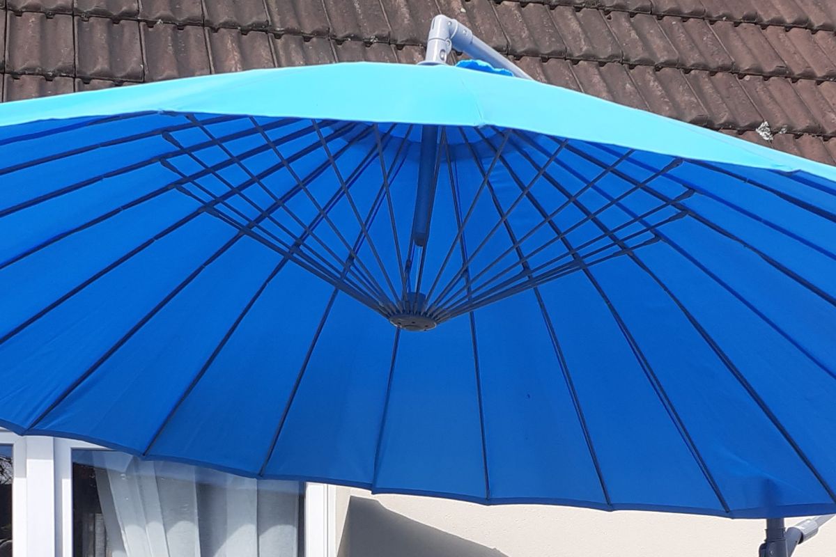 Photo 2 Parasol
