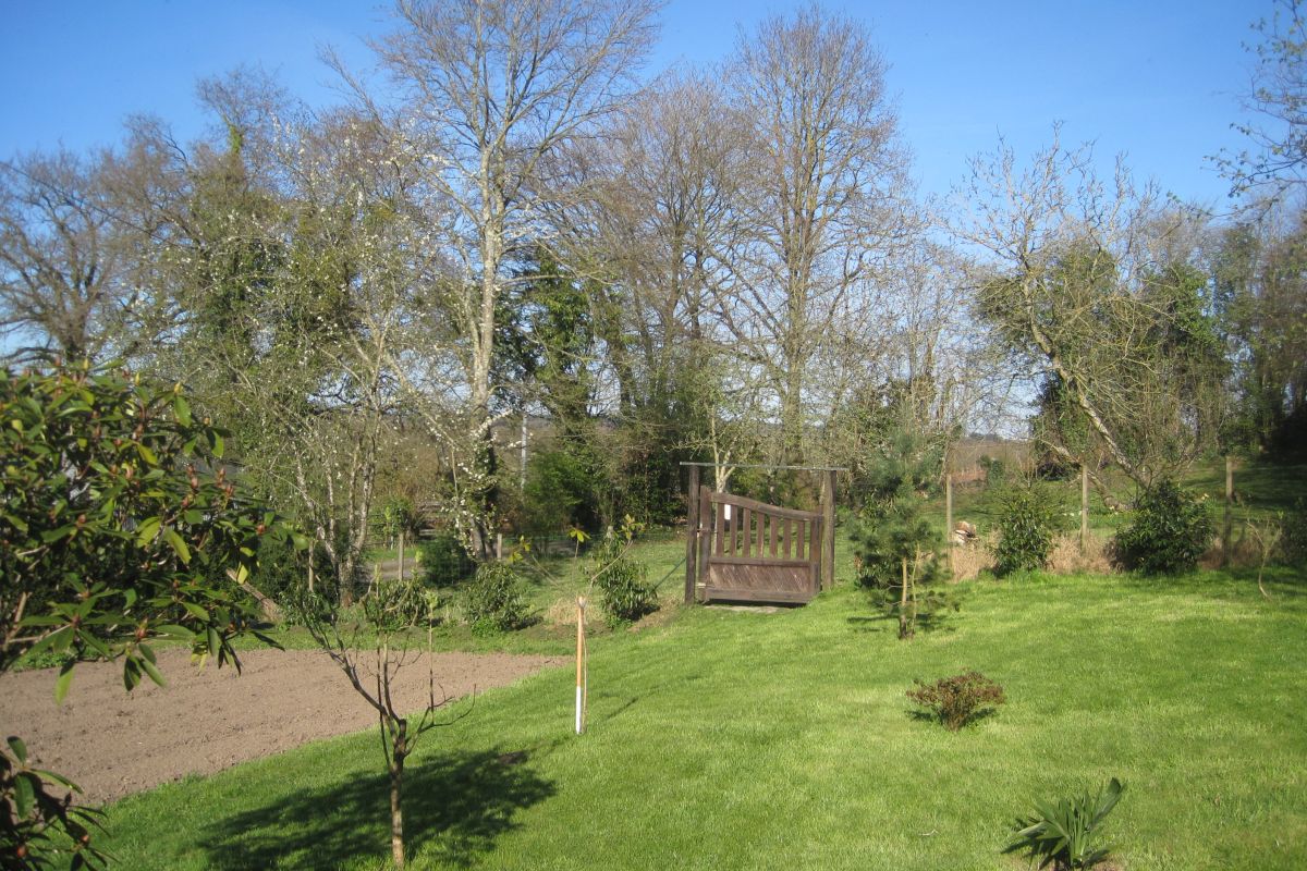 Jardinier propose ses services