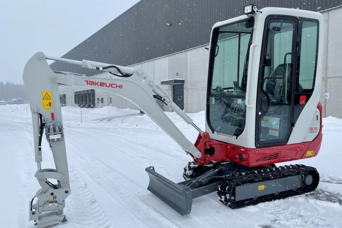 Takeuchi TB216 V4 - 1,9 tonne - Mini-pelle