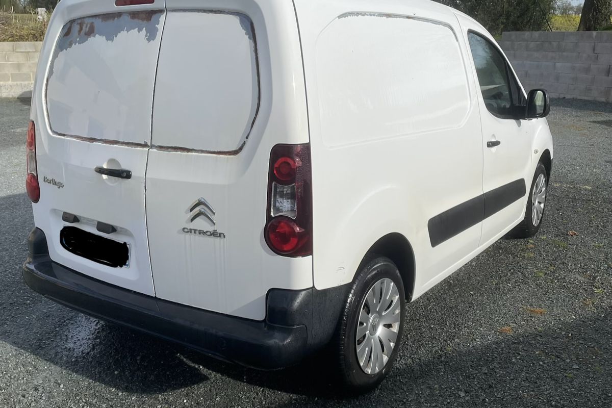 Photo 3 Citroën Berlingo 1.6L HDI 90 ch 3 portes