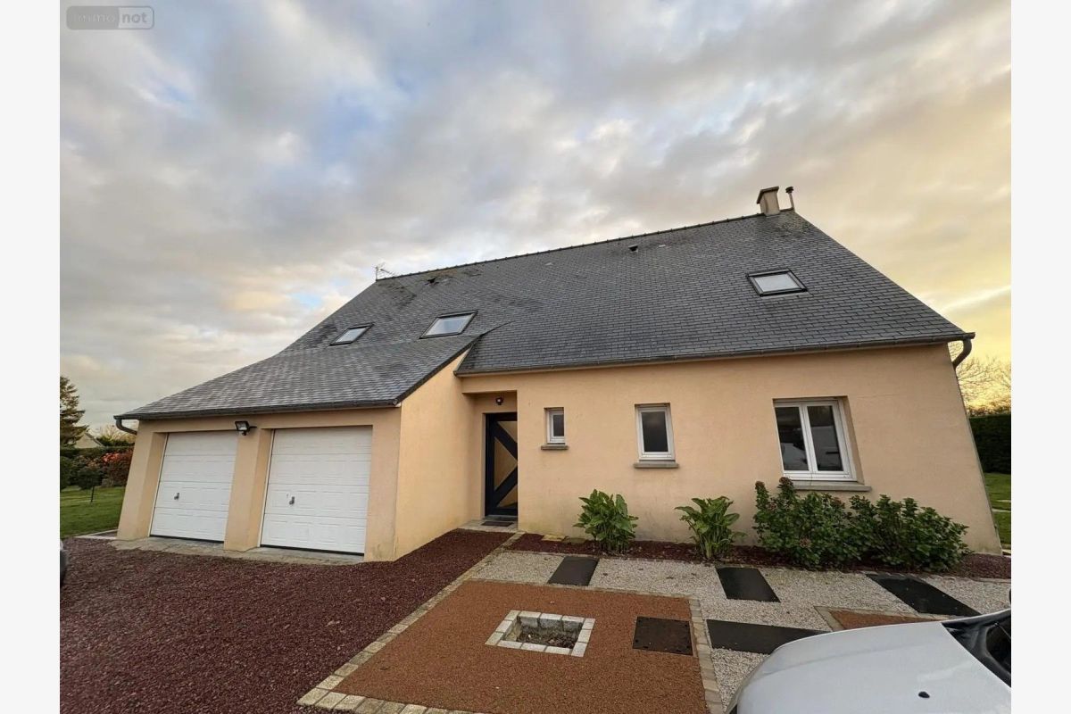 proche Bréhal, vds maison spacieuse, au calme, sur terr. de