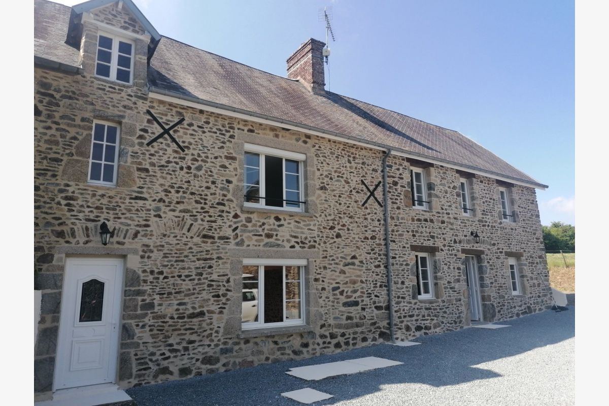 Agence Faudais, Coutances. Tél. 02.33.45.07.57