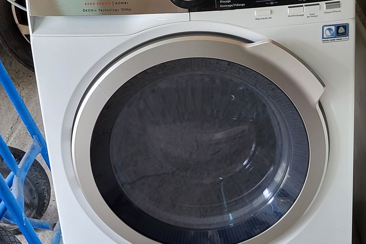 MACHINE A LAVER SECHANTE AEG