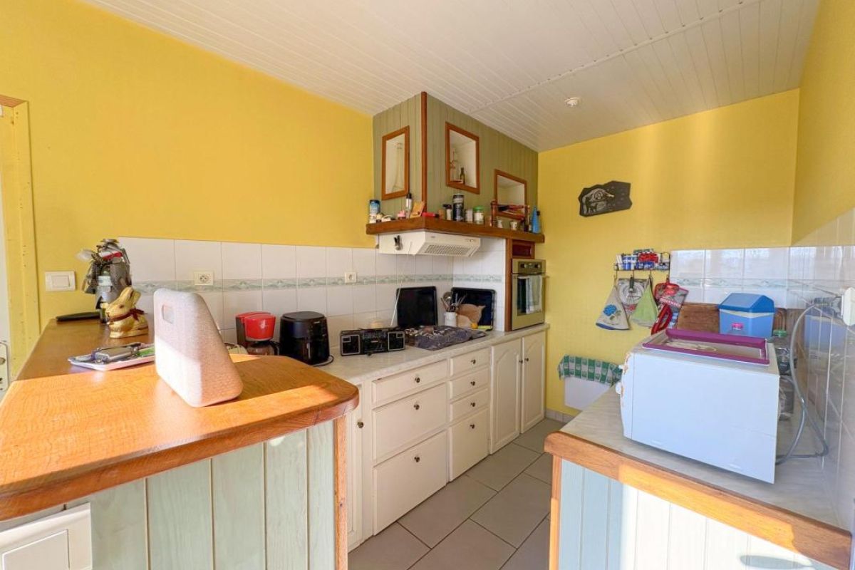 Photo 2 Une maison en pierres avec ses dépendances