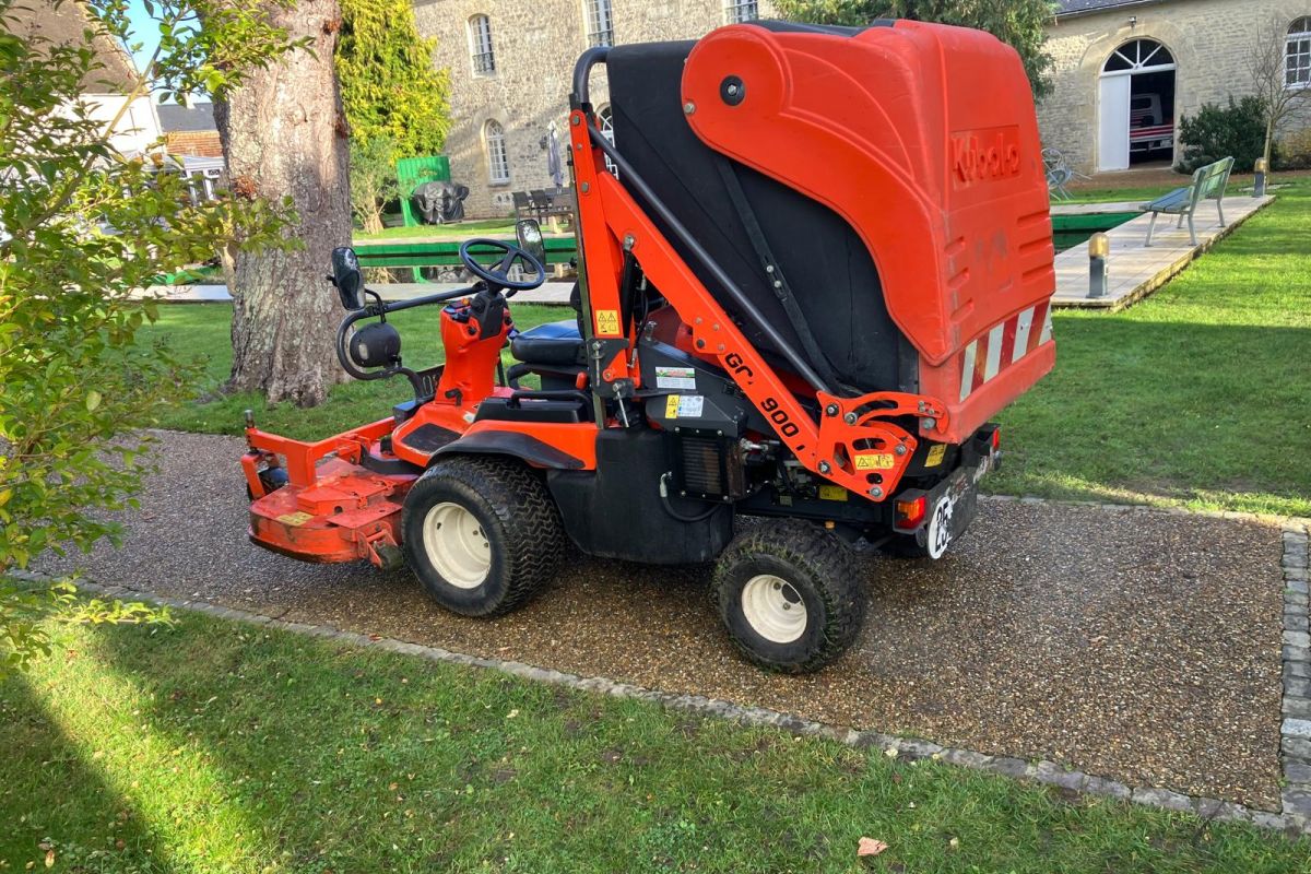 Photo 3 Tondeuse Kubota F3680 EC