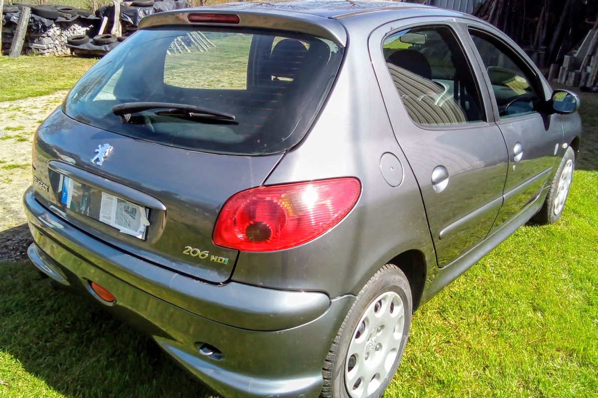 Photo 2 Peugeot 206
