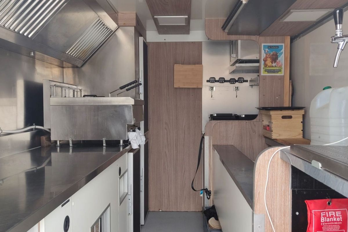 Photo 2 Nissan NV400