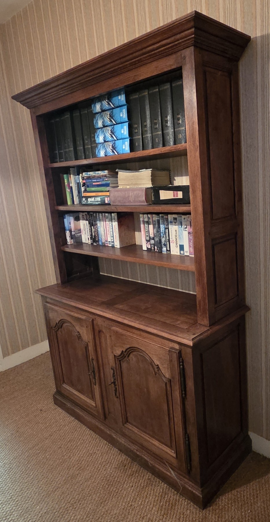 Photo 2 Bibliothèque / vaisselier