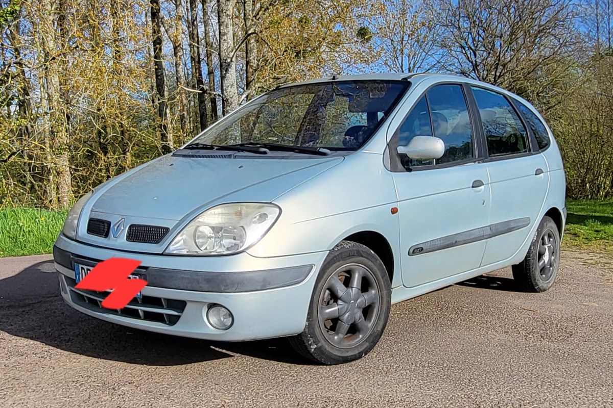 Scenic 1.6 ess 110cv dans l'état 