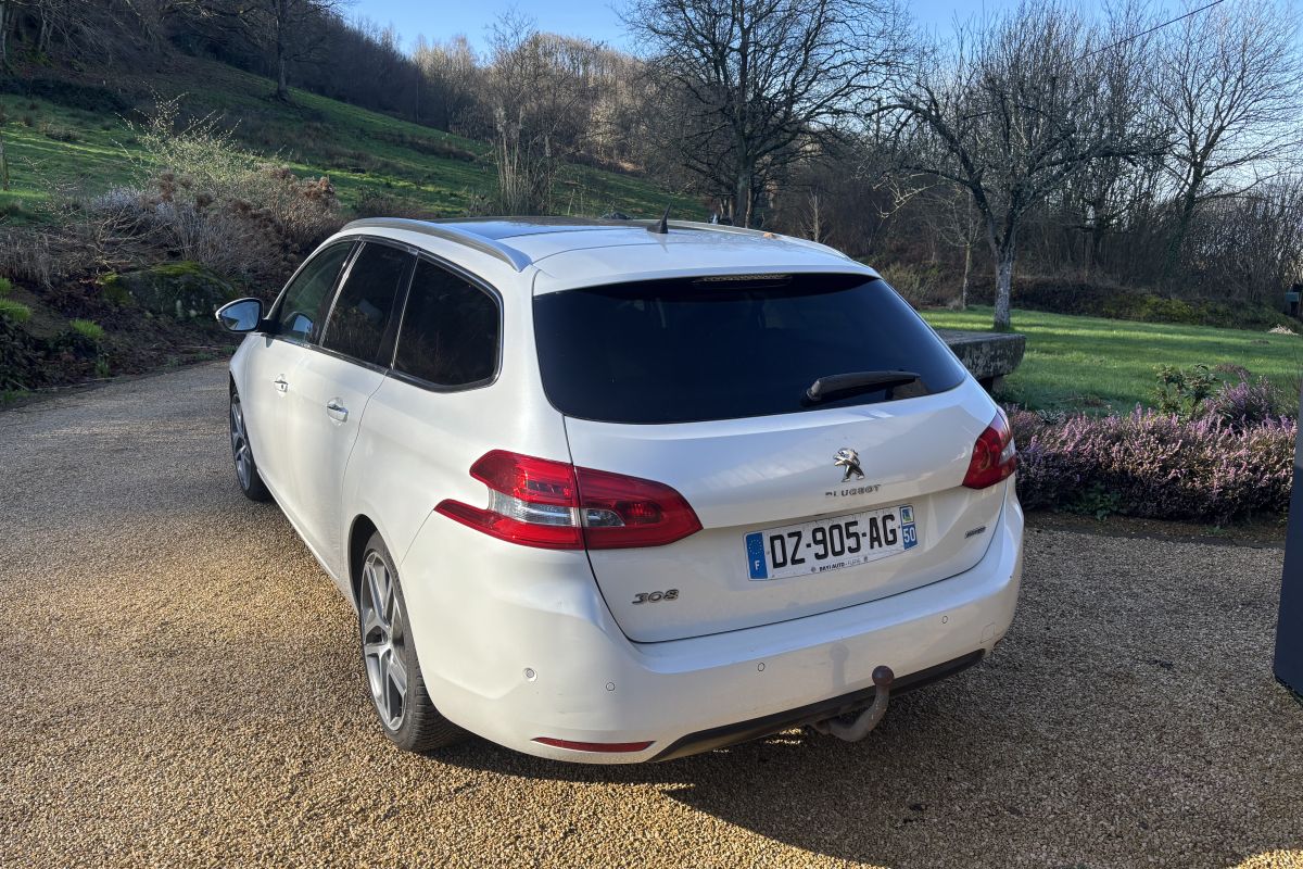 Photo 2 Peugeot 308 II