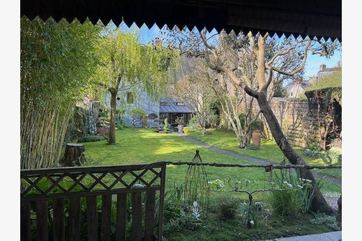 à 10 mn d'Agon-Coutainville et 6 mn de Coutances, vds maison