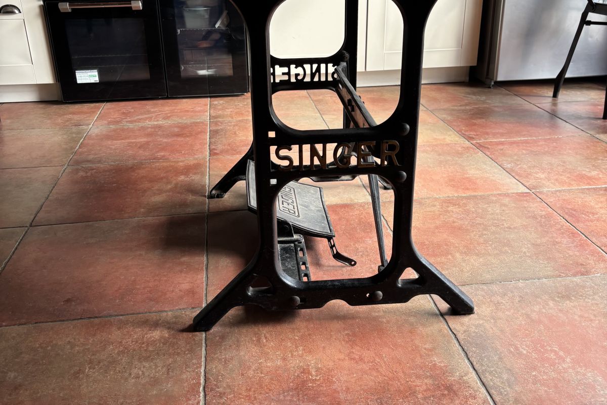 Photo 2 Table à manger