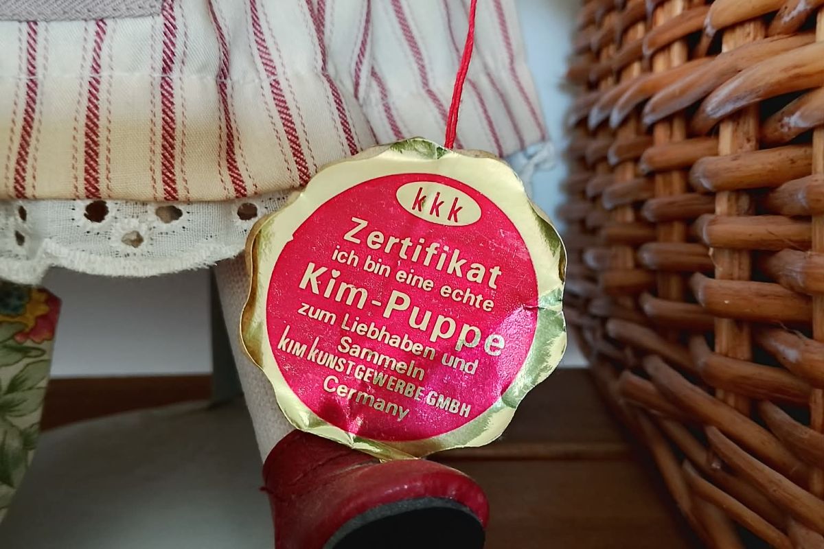 Photo 3 poupées porcelaine