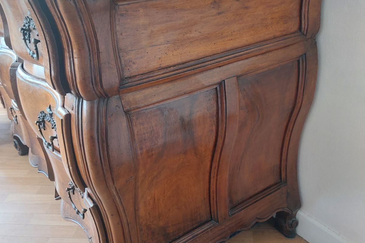 Photo 2 commode ancienne en noyer