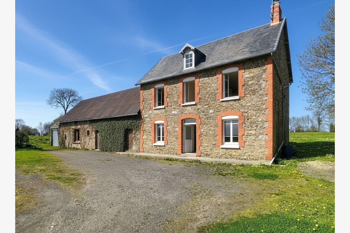 Agence Faudais, Coutances. Tél. 02.33.45.07.57