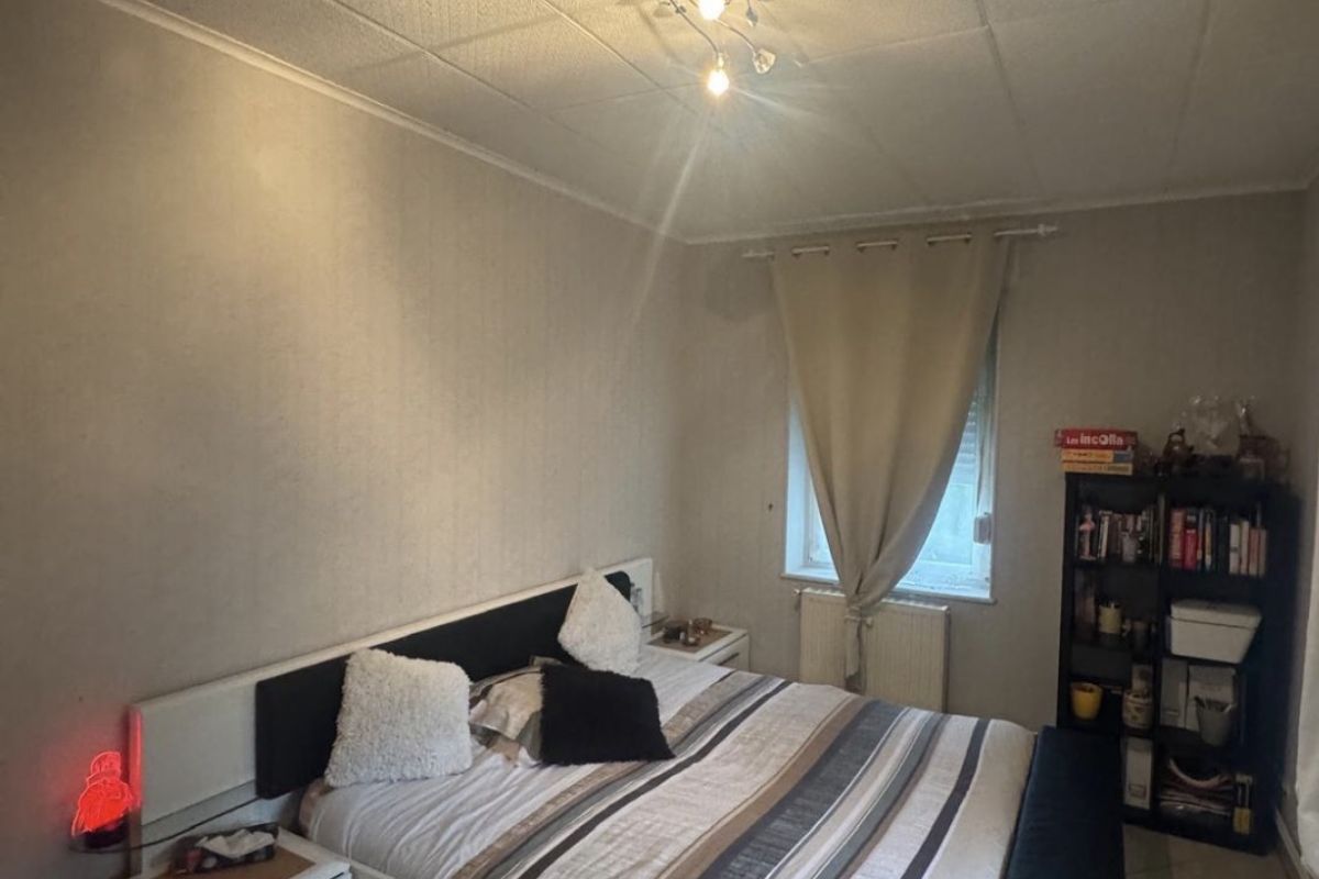 Photo 2 Vends chambre à coucher 