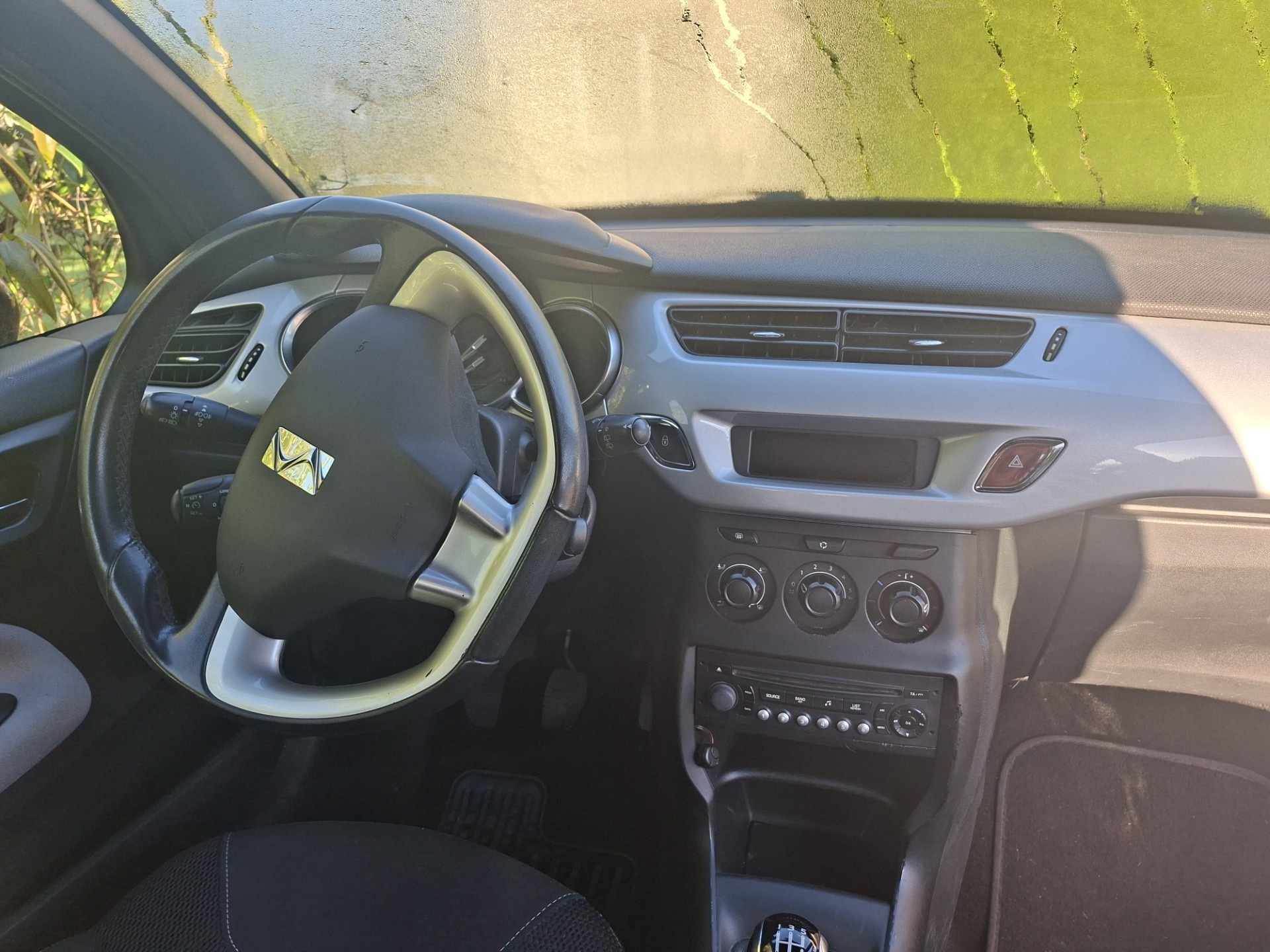 Photo 2 Citroën DS3 essence
