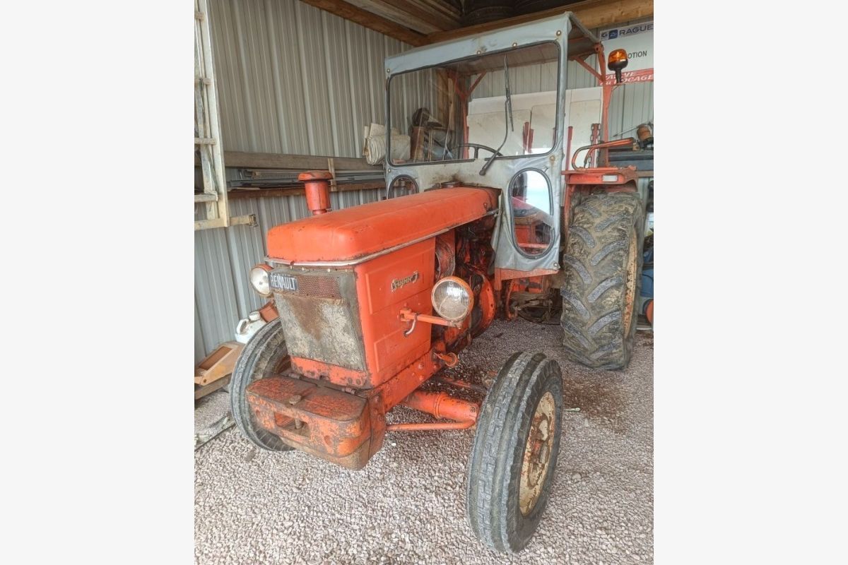 Tracteur Renault