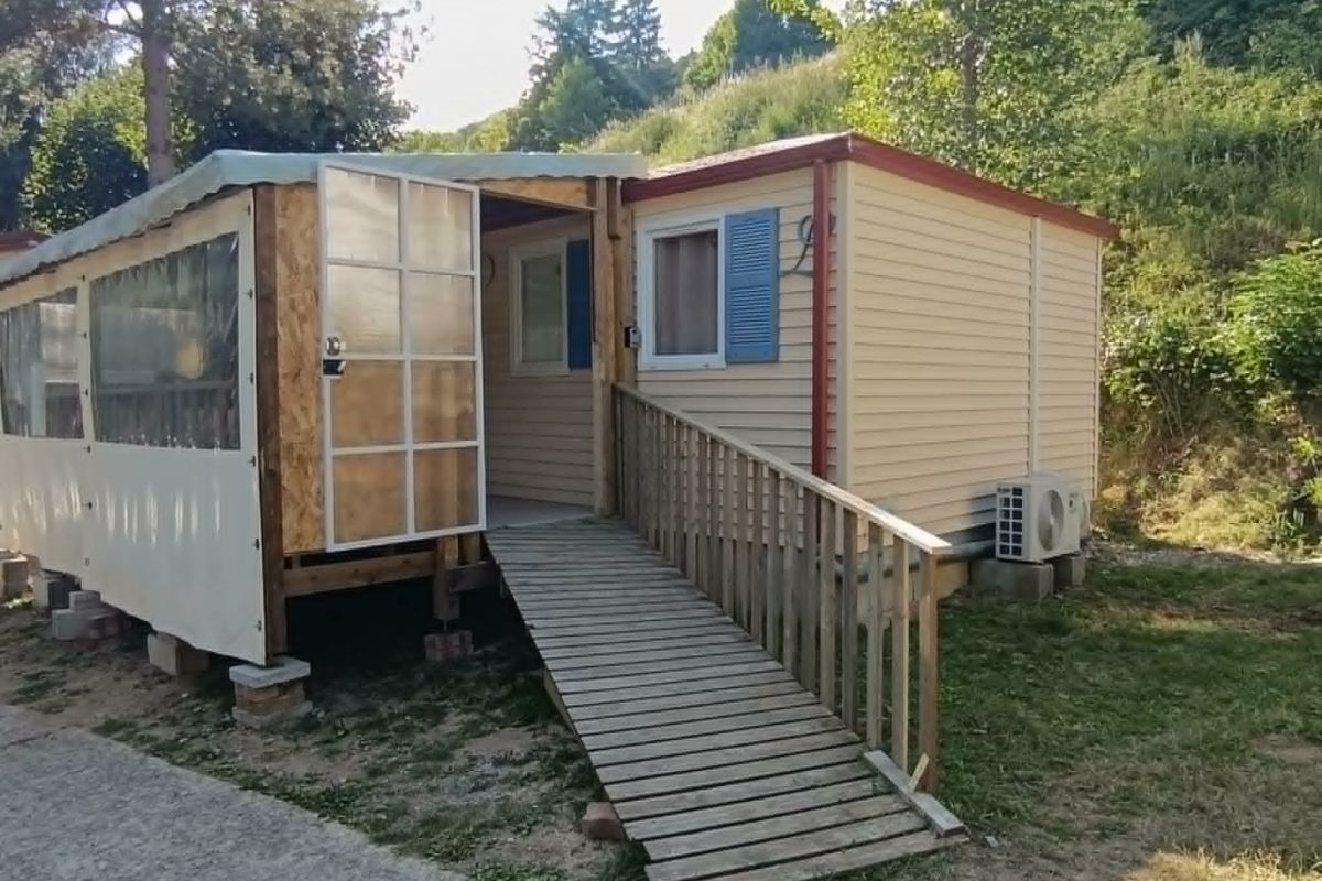 MOBIL HOME sur camping 