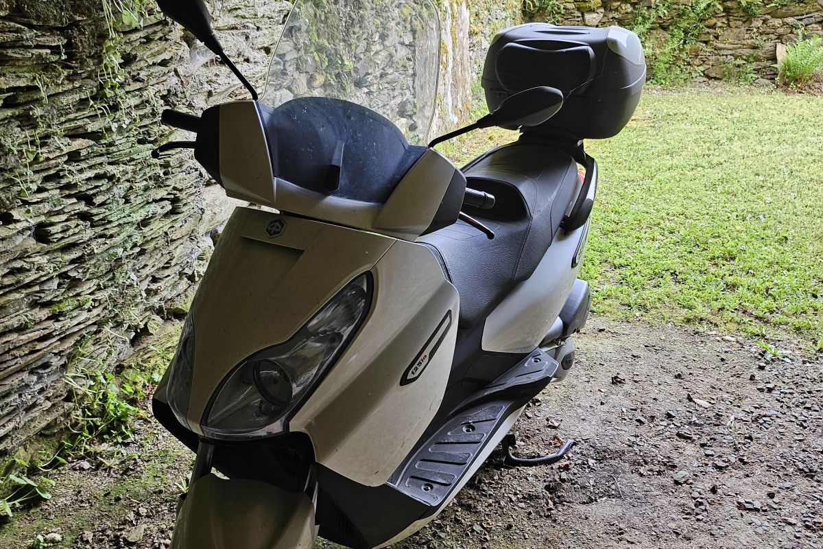 Photo 2 Scooter piaggio 125