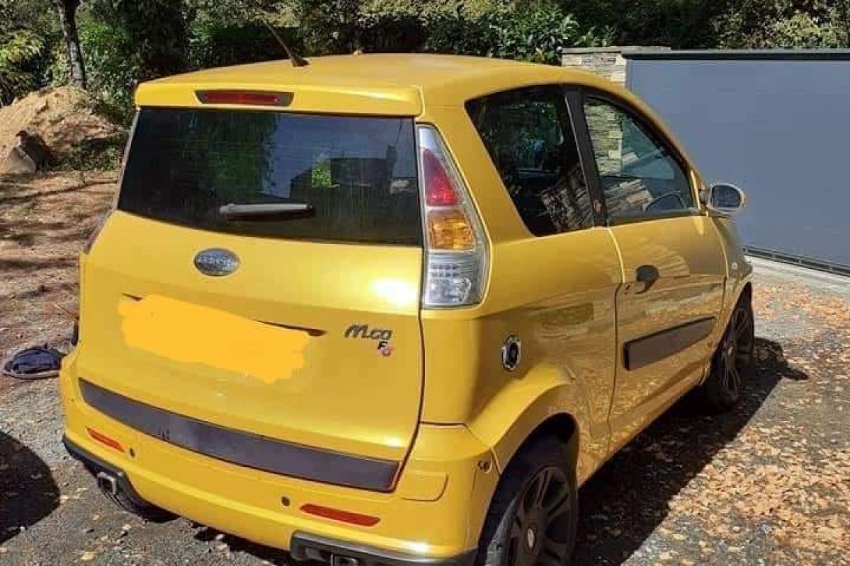 Photo 2 MICROCAR M.GO F8 2 PLACES DIESEL SÉRIE LIMITÉE SPORT ANNÉE 06/2009