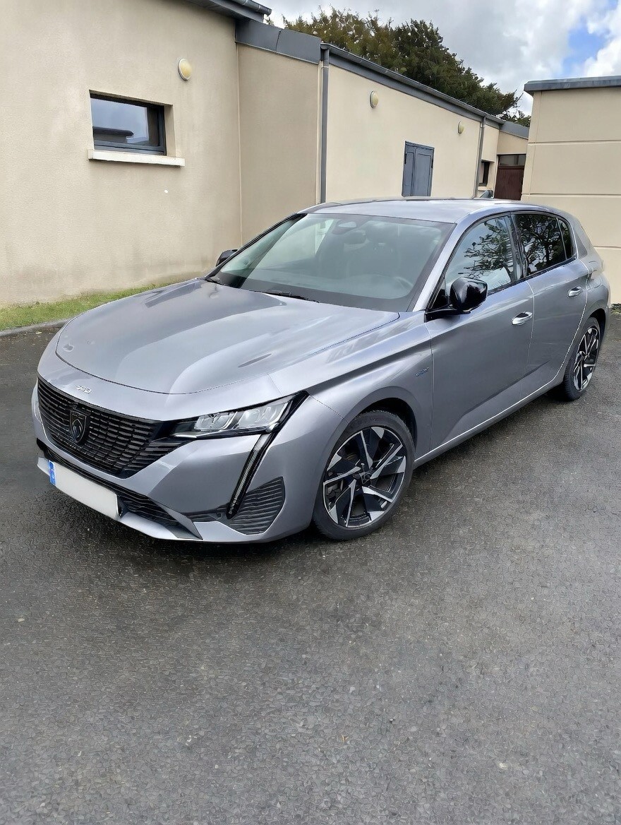 308 PHEV e-EAT 8
