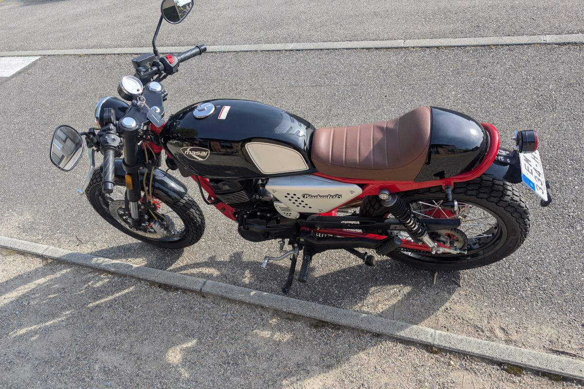 Opportunité a saisir 125 Cafe racer Black café Euro4