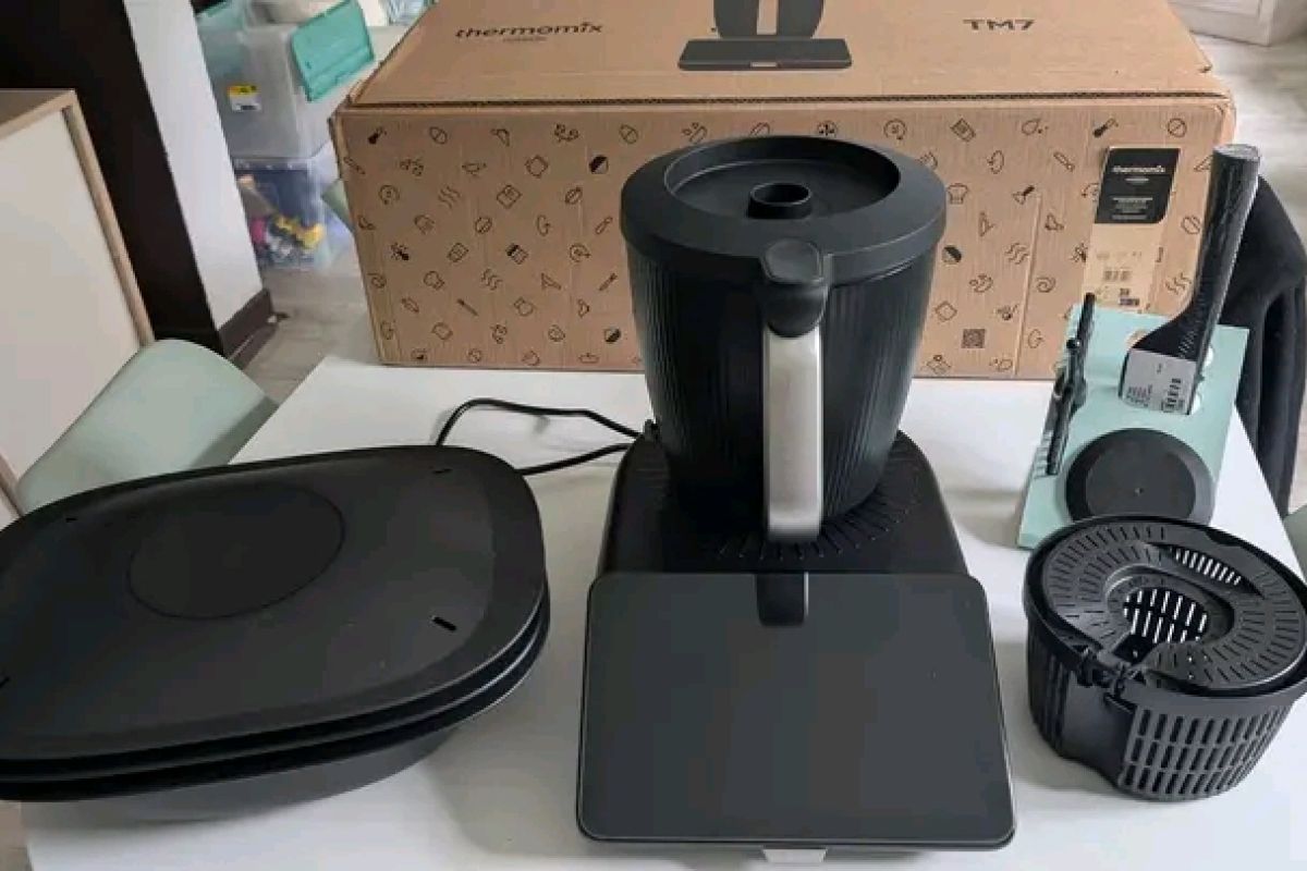 Robot Thermomix TM7