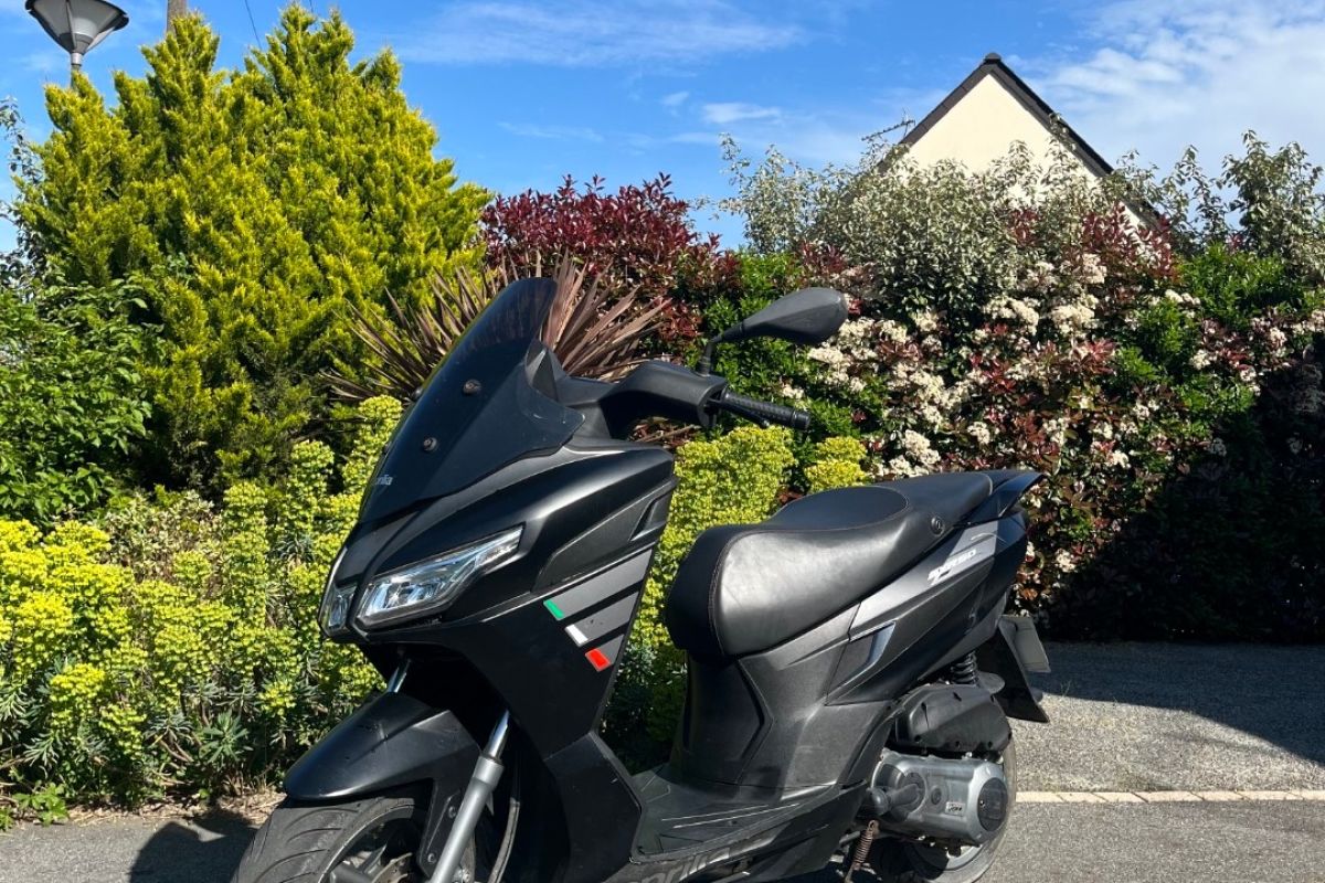 Scooter 50 cm3 Aprilia SXR