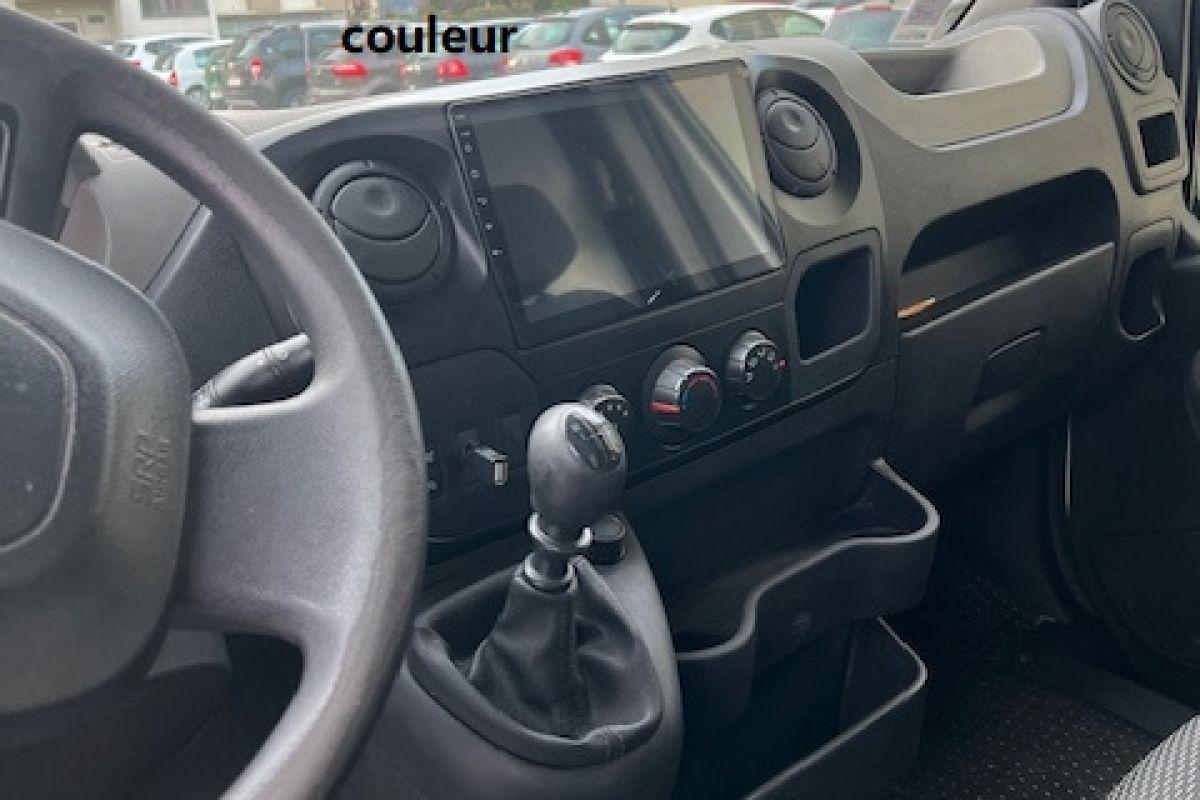 Photo 3 fourgon betaillere tout confort GPS TEL CAMERA 