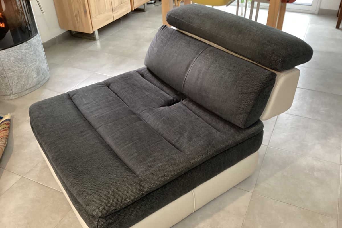 Photo 3 Petit canapé ou grand fauteuil 