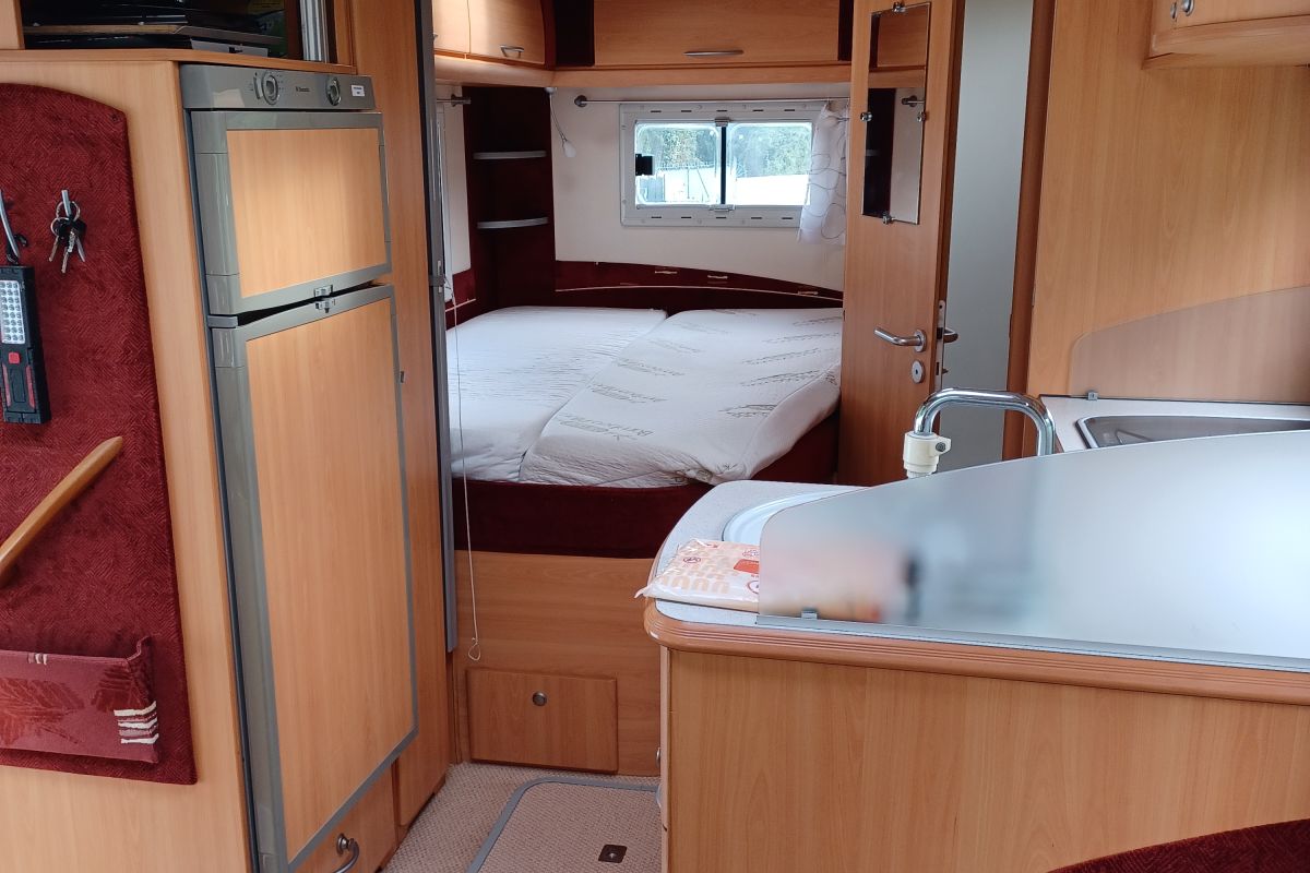 Photo 2 Vends camping car pilote G692 FP