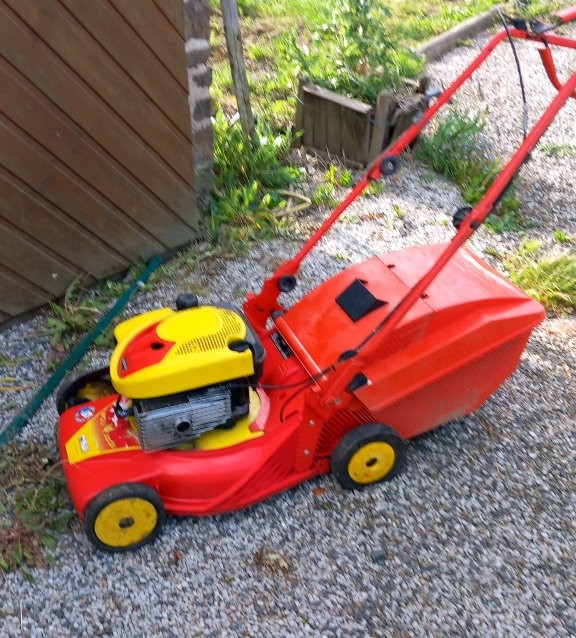 Tondeuse autotractée