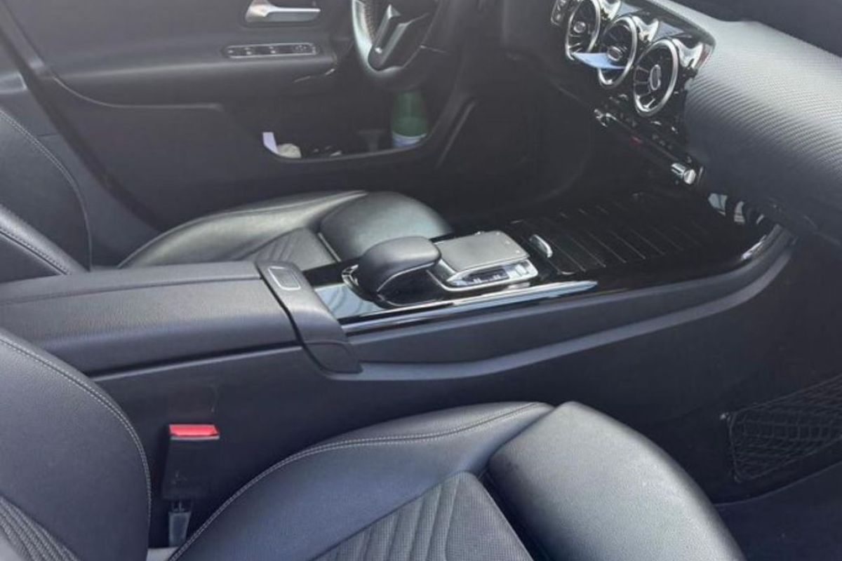 Photo 2 2019 Mercedes Classe A180D