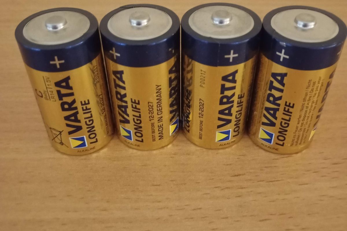 Photo 2 4 Piles LR14  VARTA