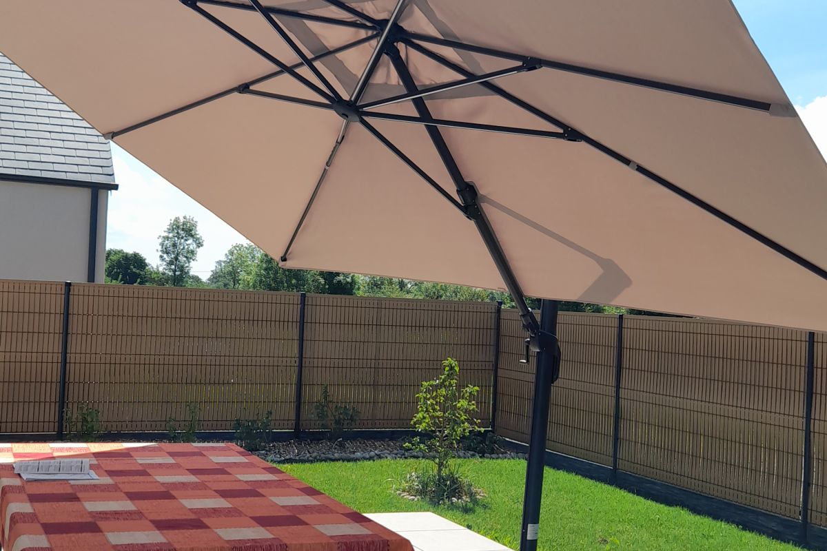 Parasol déporté