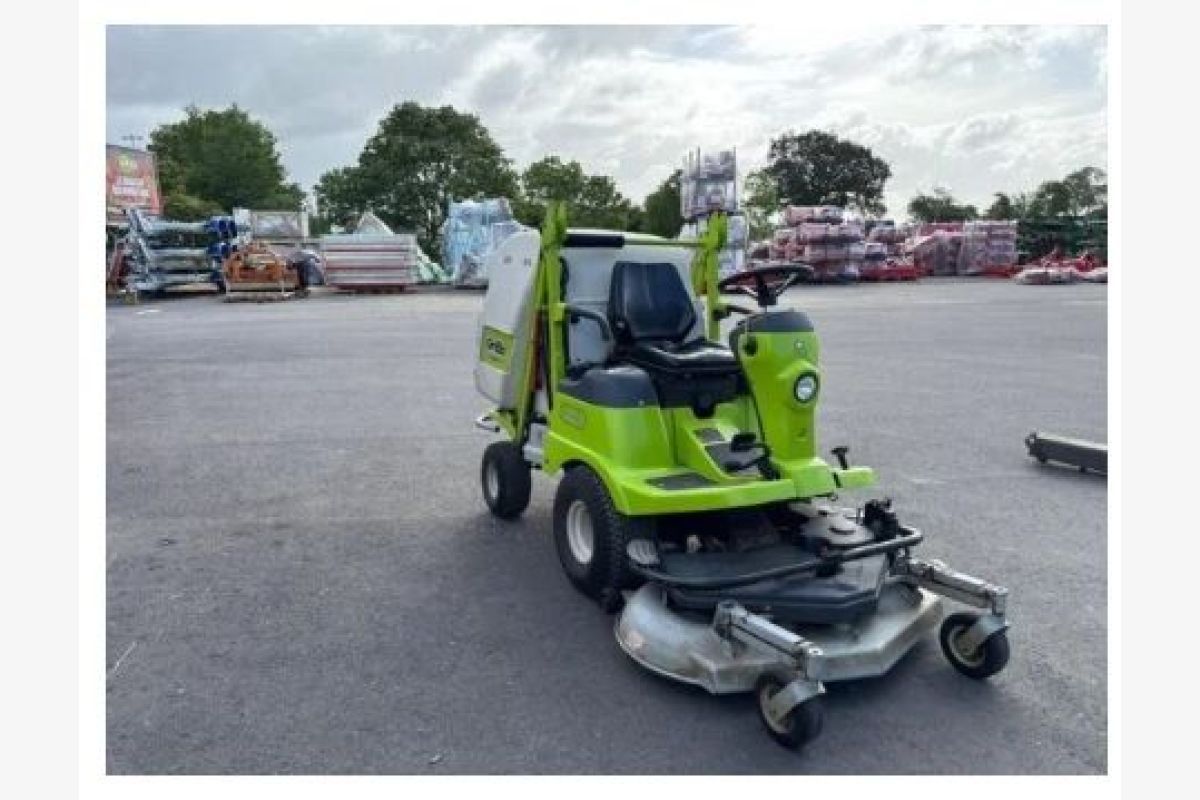 Tondeuse autoportée Grillo FD 450