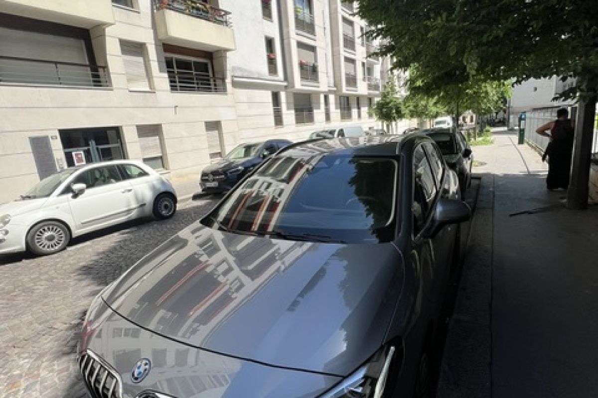 Photo 2 BMW 225e XDRIVE 245 cv Active Tourer hybride rechargeable