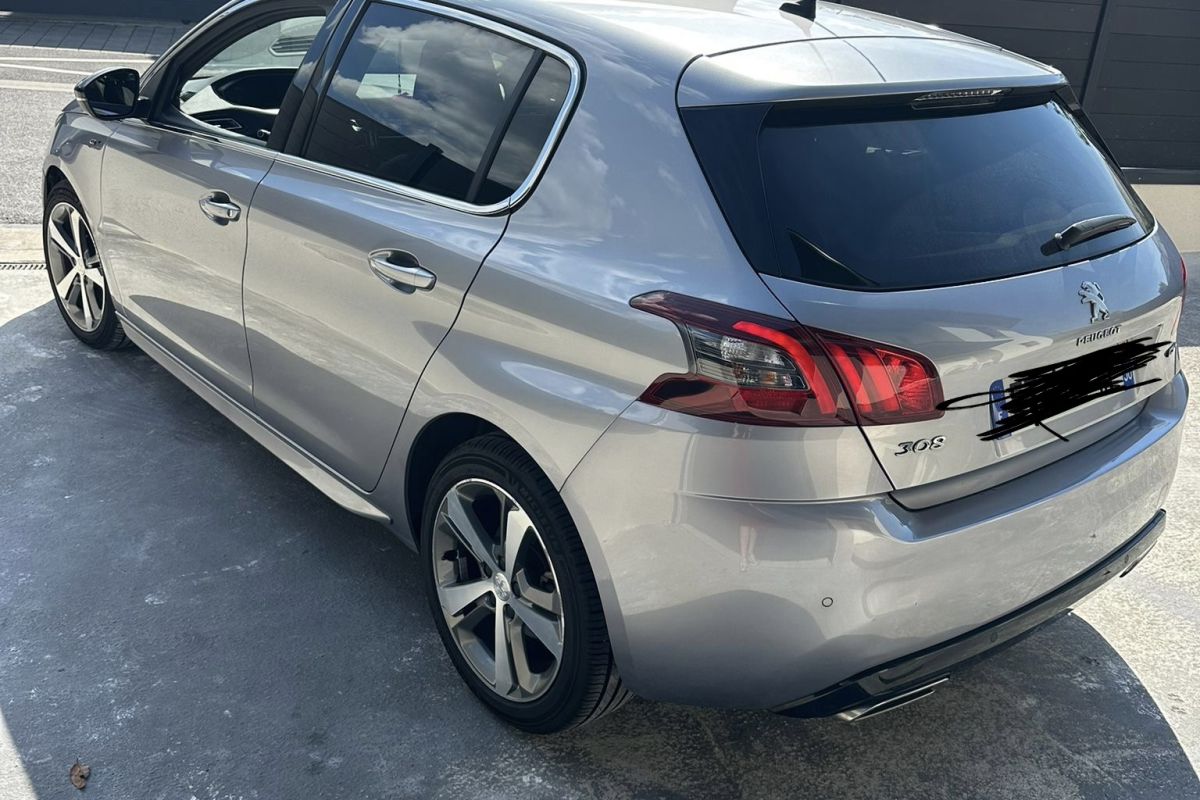 Peugeot 308
