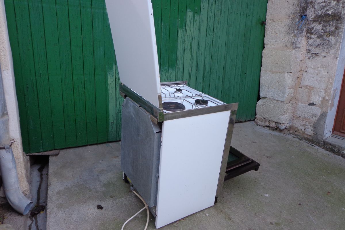 Photo 2 Gazinière