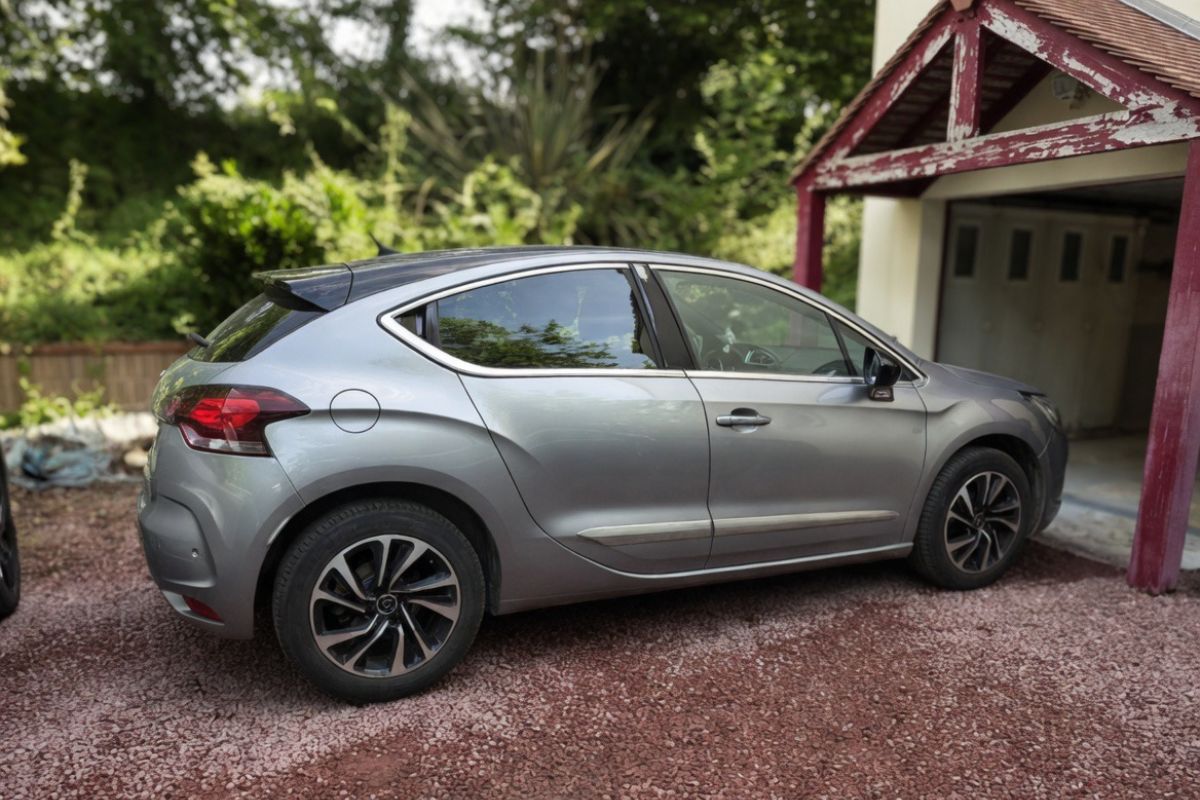 DS4 130 cv essence ,2017