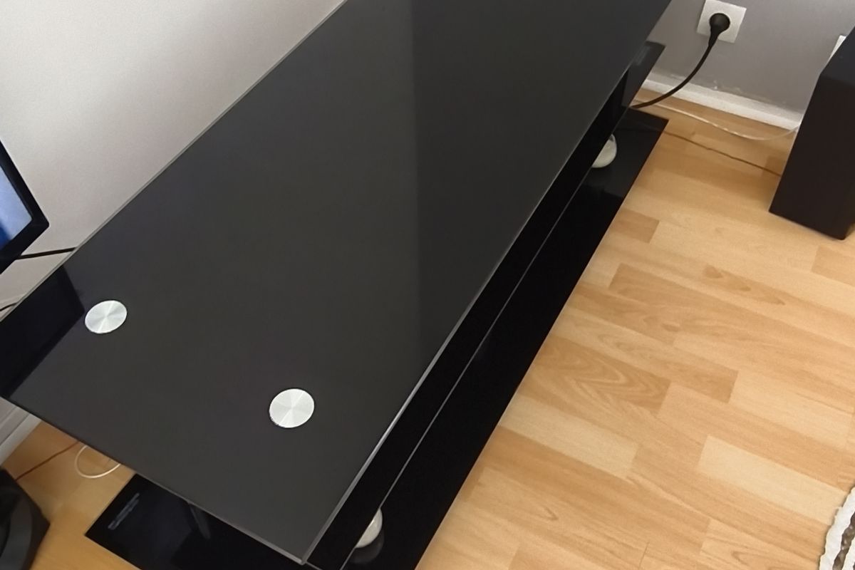 Table TV en verre