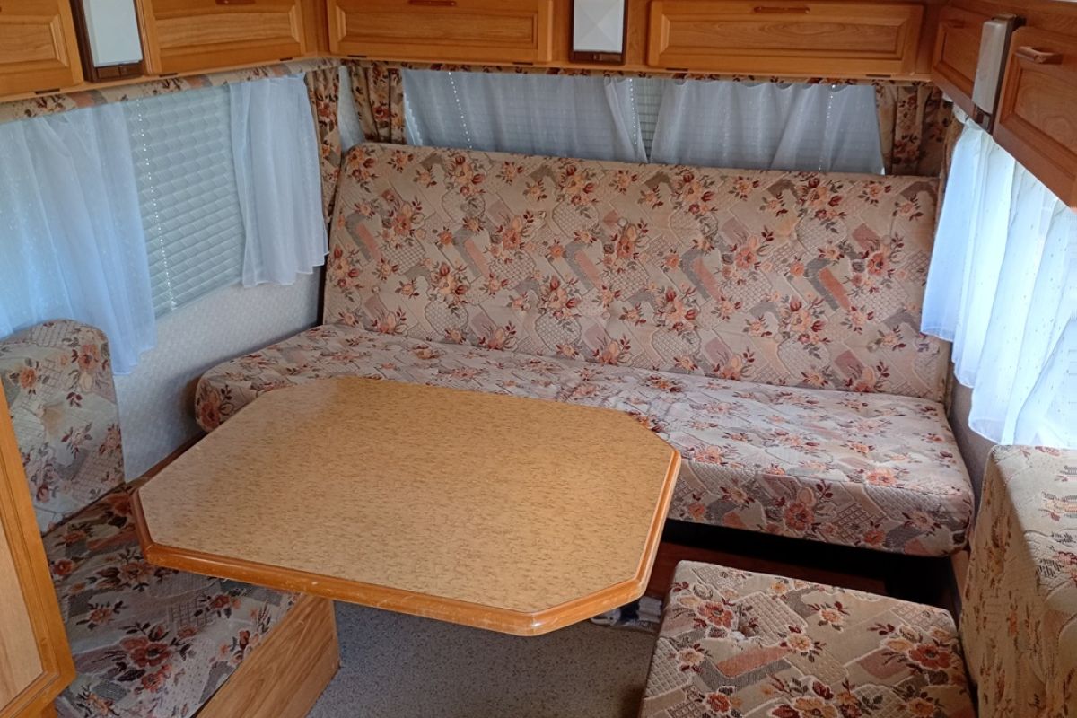 Photo 3 Vends caravane Rapido Club 32T