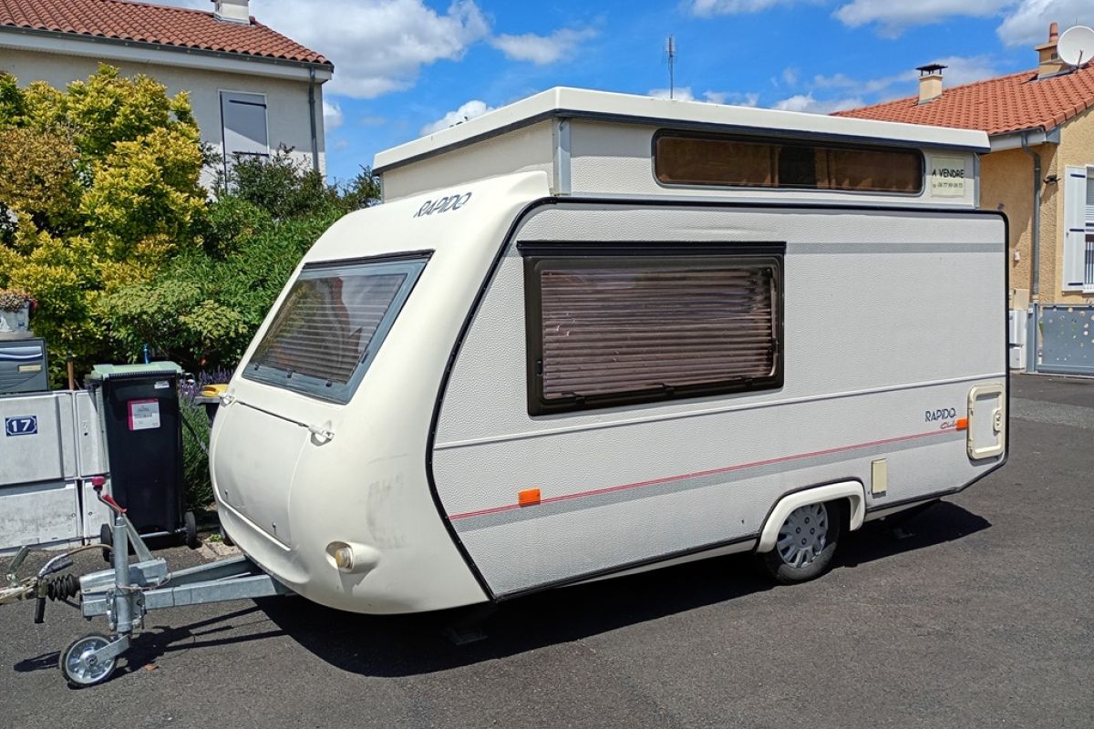 Vends caravane Rapido Club 32T