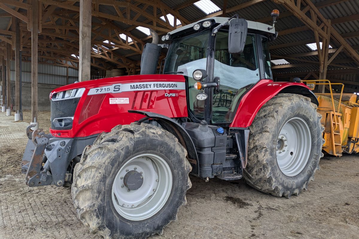 Tracteur Massey Ferguson 7715 S