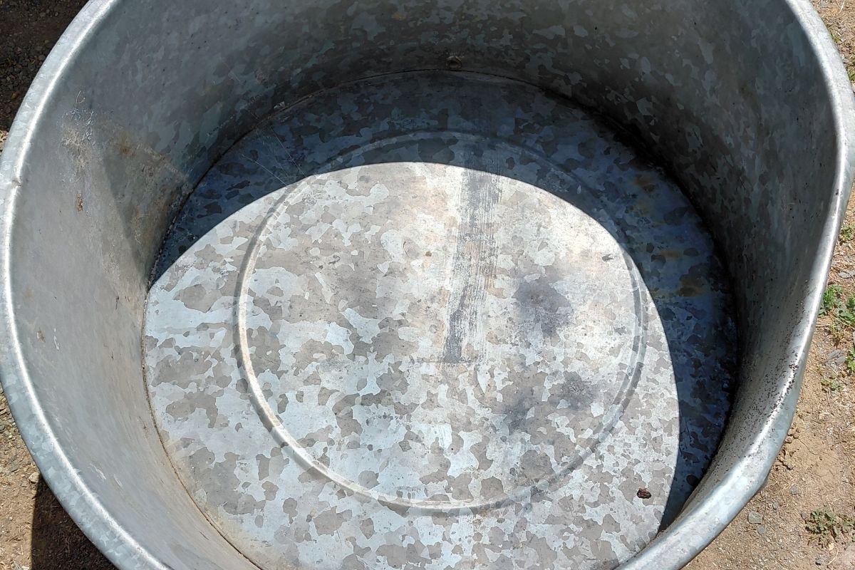 Photo 2 bac a eau 420 litre galvanisé