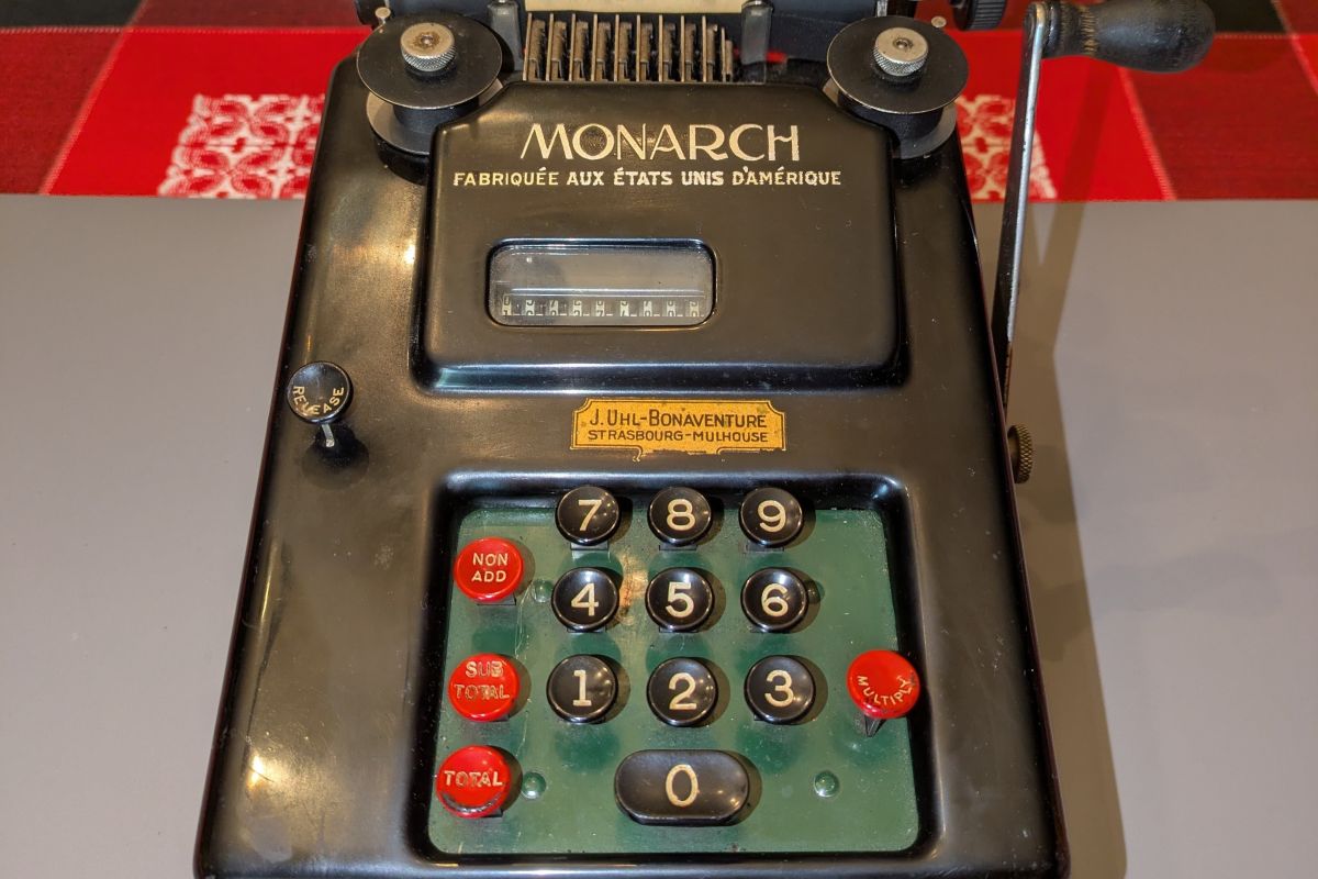 Machine a calculer ancienne